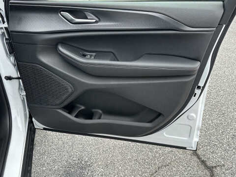 2025 Jeep Grand Cherokee L Laredo X