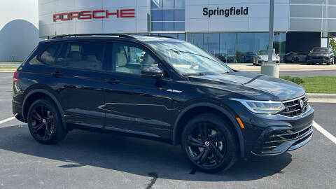 2024 Volkswagen Tiguan for sale at Napleton Autowerks in Springfield MO
