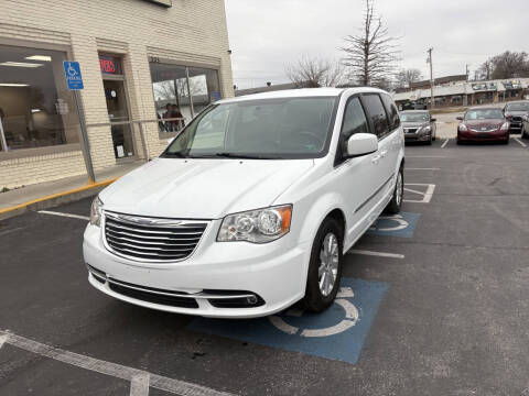 2016 Chrysler Town and Country Touring