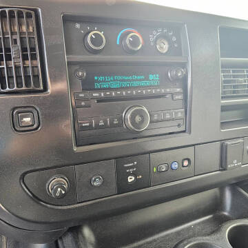 2021 Chevrolet Express 2500