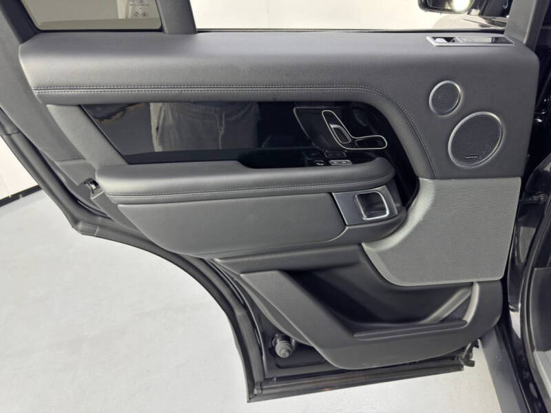 2021 Land Rover Range Rover P525 HSE Westminster Edition