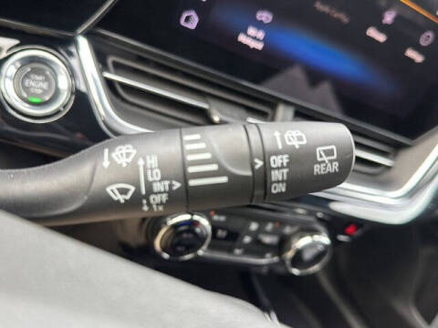 2025 Chevrolet Trax RS