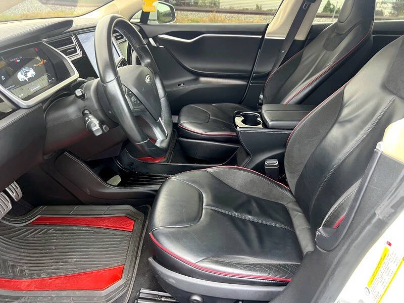 2013 Tesla Model S Performance