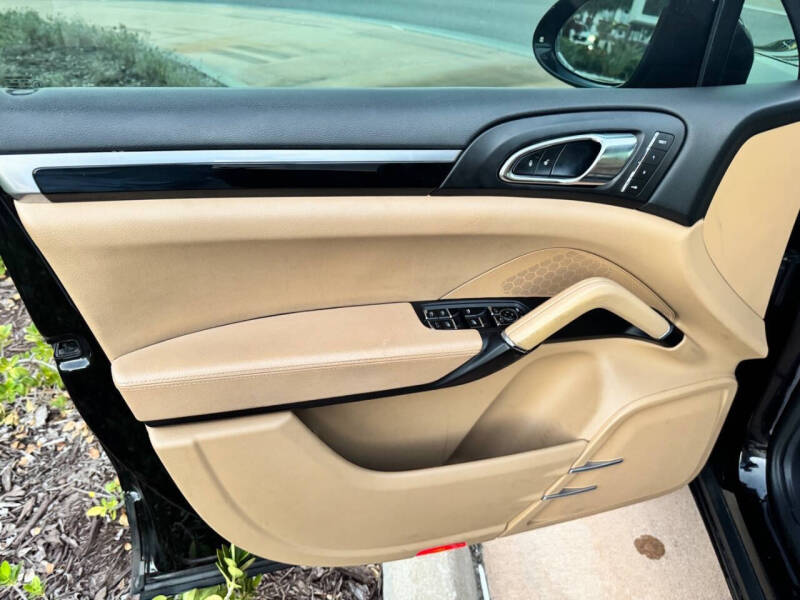 2016 Porsche Cayenne