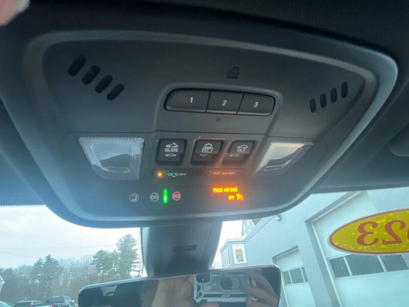 2023 Chevrolet Traverse RS