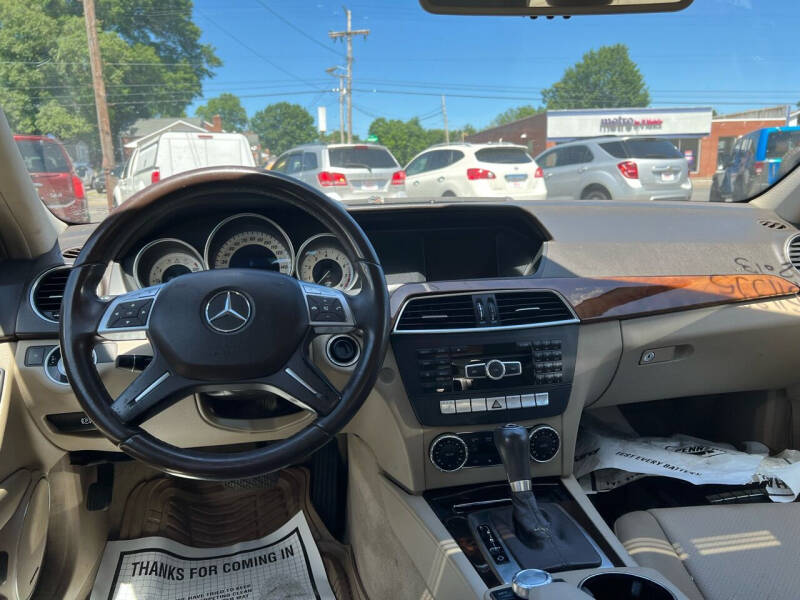 2013 Mercedes-Benz C-Class C 300 Luxury 4MATIC