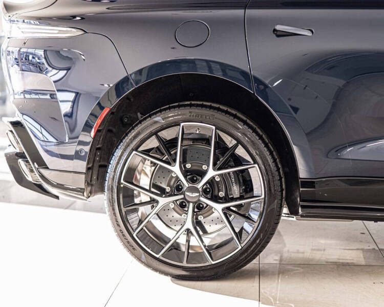 2026 Aston Martin DBX S