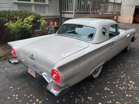 1957 Ford Thunderbird