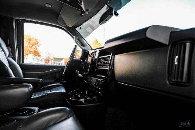 2023 Chevrolet Express 2500