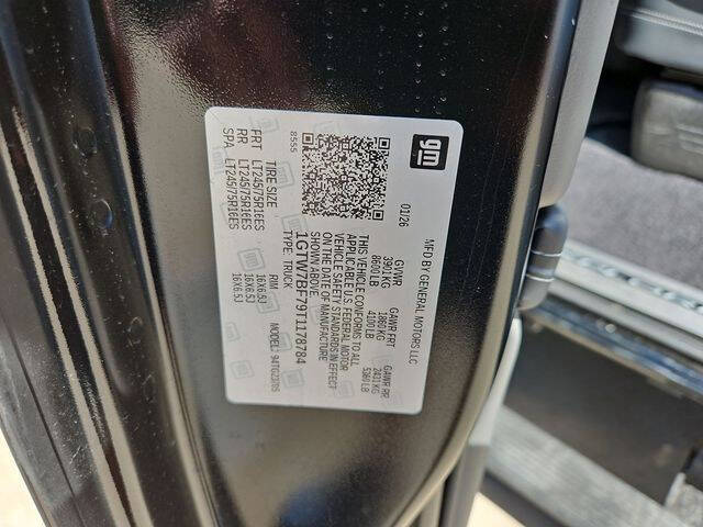 2026 GMC Savana 2500