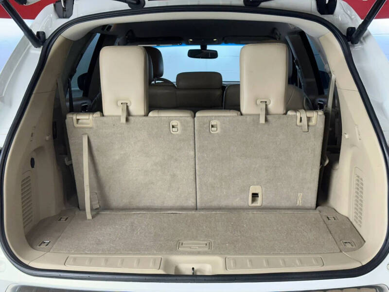 2013 Nissan Pathfinder Platinum