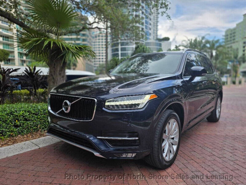 2016 Volvo XC90 T6 Momentum
