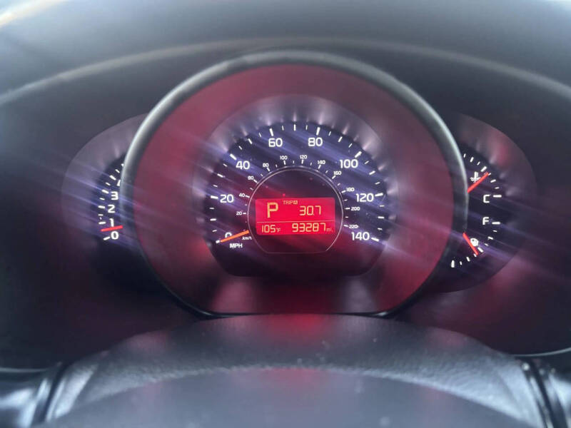 2015 Kia Soul +