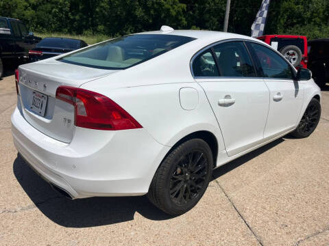 2016 Volvo S60 T5 Drive-E Premier