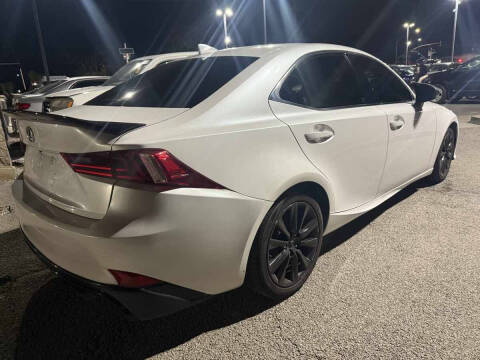 2016 Lexus IS 200t