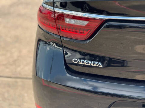 2017 Kia Cadenza Premium