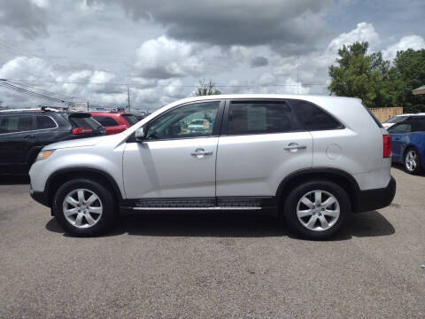 2013 Kia Sorento for sale at Auto Acceptance in Tupelo MS