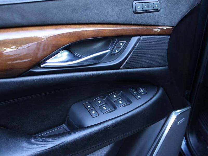2019 Cadillac Escalade Standard