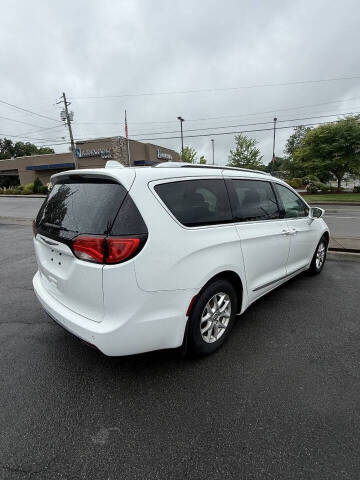 2020 Chrysler Pacifica Touring L