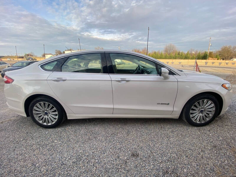 2014 Ford Fusion null photo 7