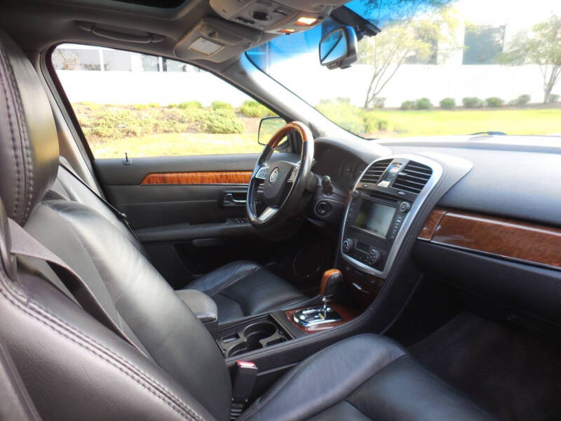 2008 Cadillac SRX V8