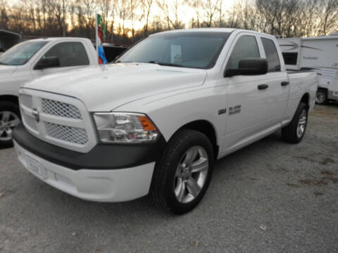 2015 RAM 1500 for sale at Reeves Motor Company in Lexington TN