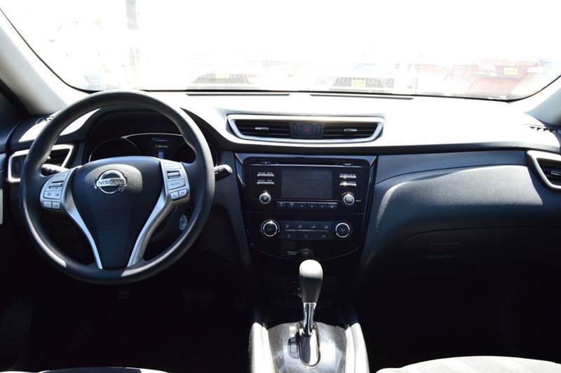 2016 Nissan Rogue S