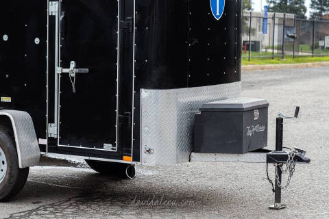 2017 Interstate 1AXLE