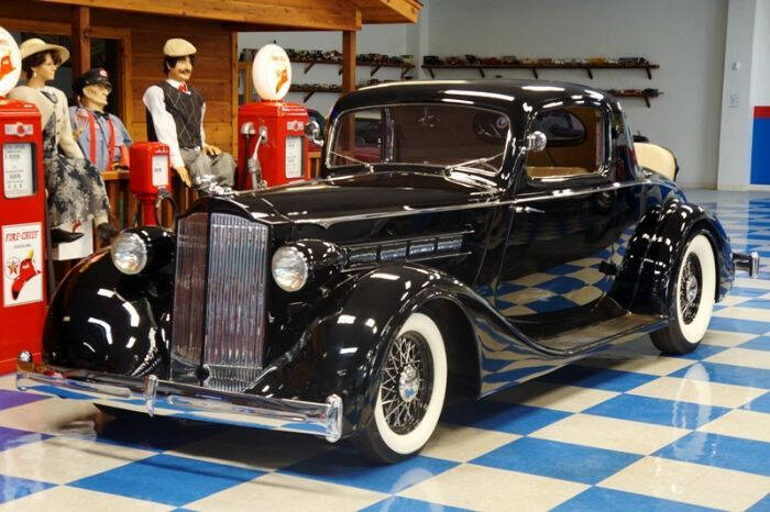 1935 Packard Model 1201