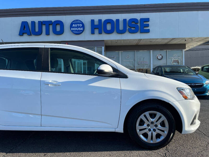 2017 Chevrolet Sonic LT Auto Fleet