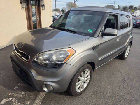 2012 Kia Soul +