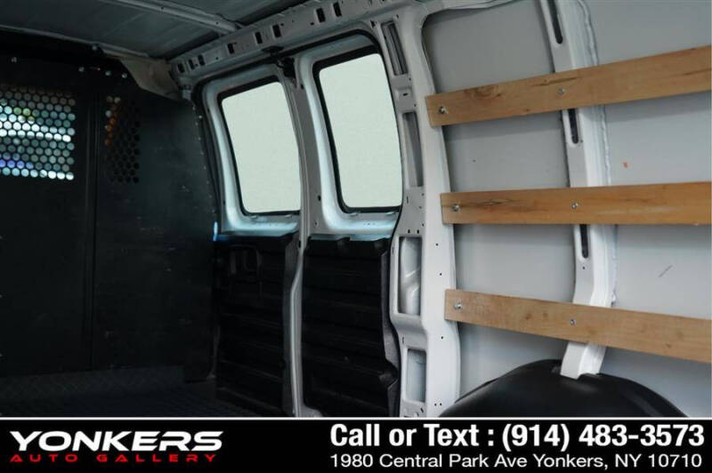 2024 Chevrolet Express 2500