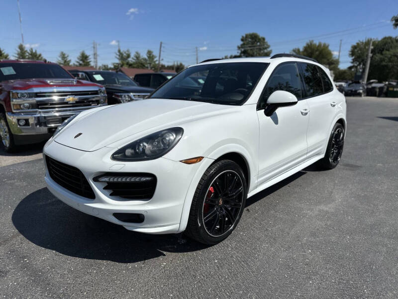 2014 Porsche Cayenne GTS's photo
