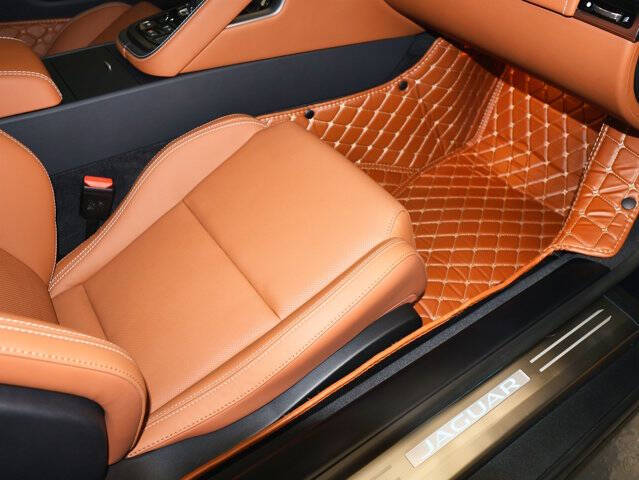 2023 Jaguar F-TYPE R