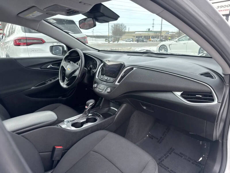 2021 Chevrolet Malibu RS