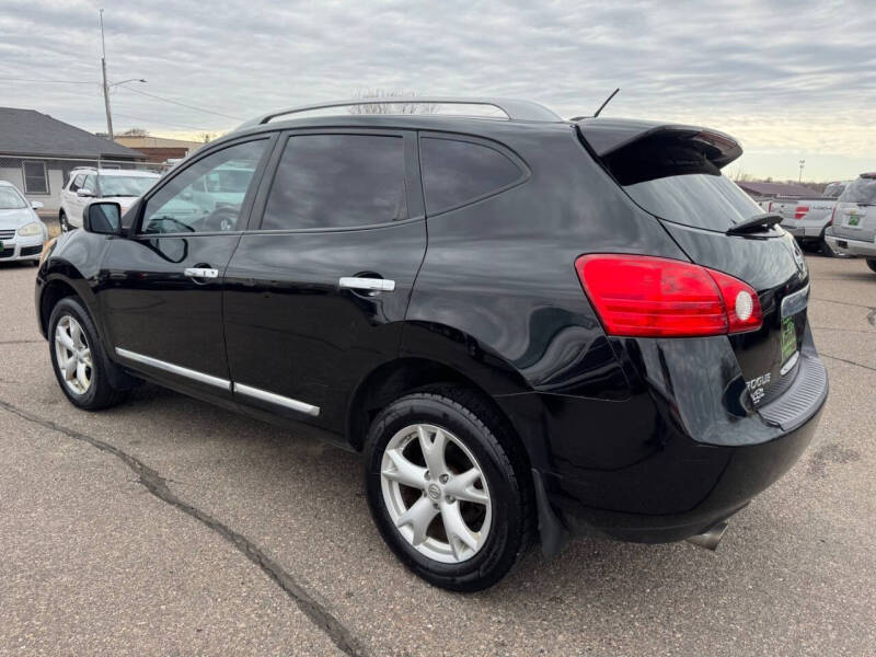 2011 Nissan Rogue S