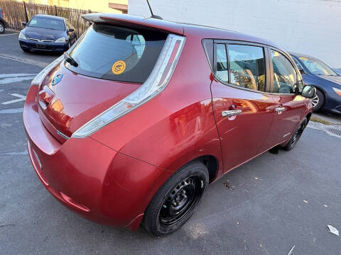 2015 Nissan LEAF S