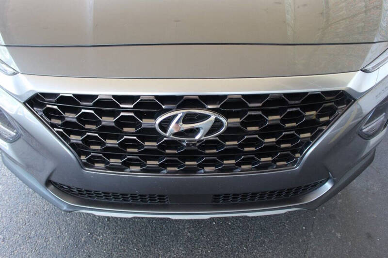 2019 Hyundai Santa Fe Ultimate 2.4L