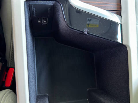 2022 Volvo S60 B5 Momentum