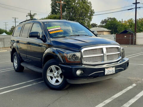2004 Dodge Durango for sale at UNITED AUTO MART CA in Arleta CA