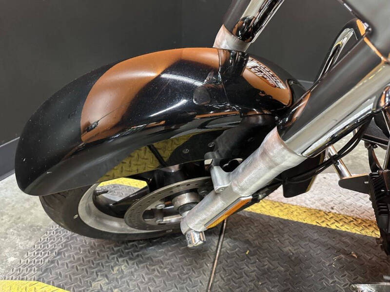 2014 Harley-Davidson FLD - Dyna Switchback