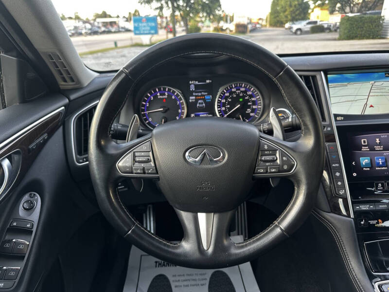 2014 Infiniti Q50 Hybrid Sport