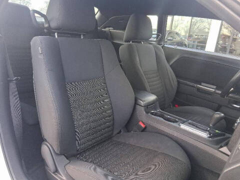 2014 Dodge Challenger SXT