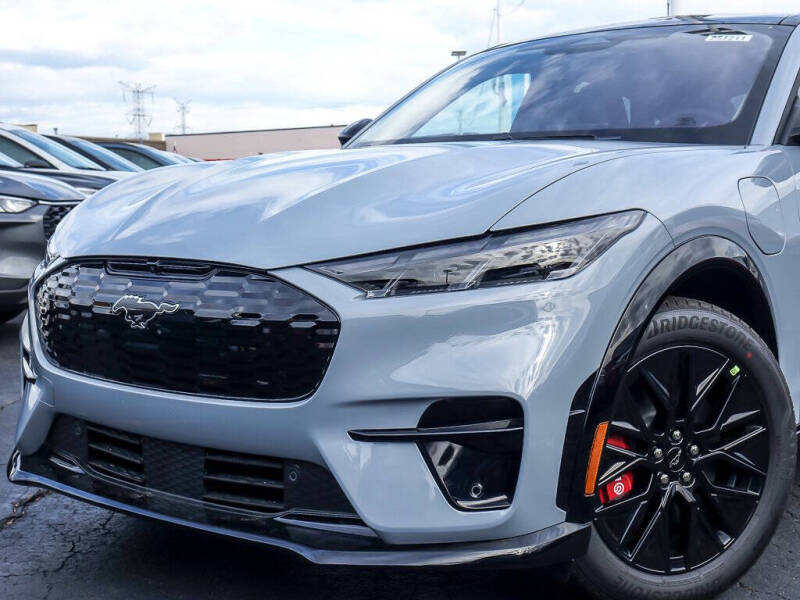 2025 Ford Mustang Mach-E Premium