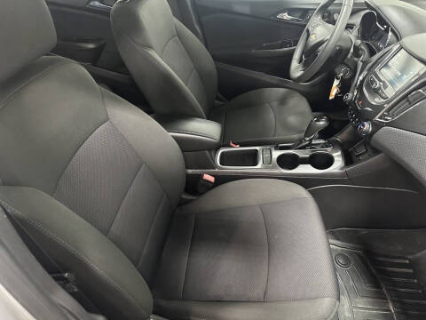 2016 Chevrolet Cruze LT Auto