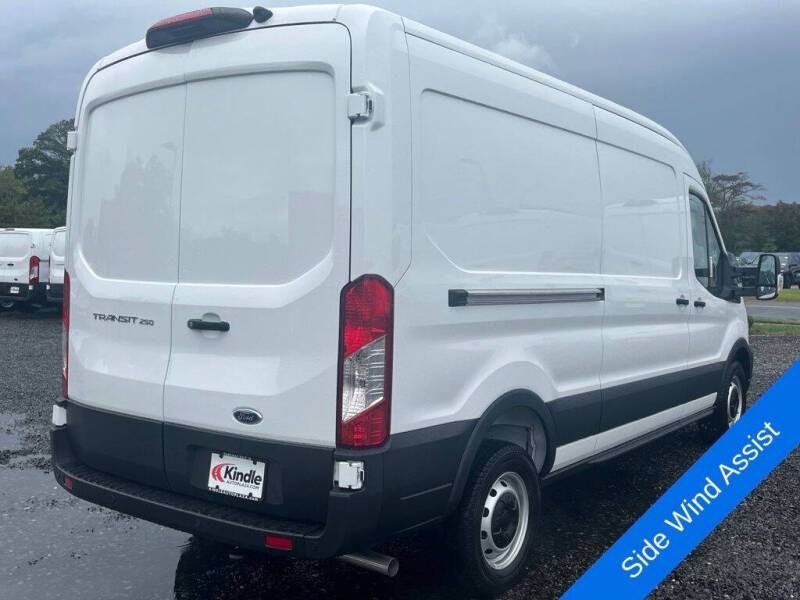 2025 Ford Transit 250