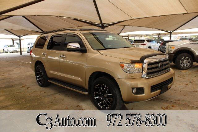 2010 Toyota Sequoia Limited's photo