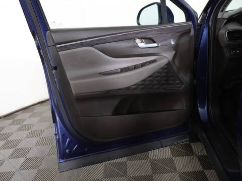 2020 Hyundai Santa Fe SE