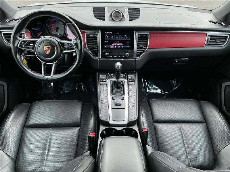 2018 Porsche Macan S