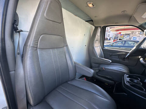 2019 Chevrolet Express 2500